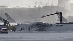 عرض أقرب من بدن الطائرة رأسًا على عقب