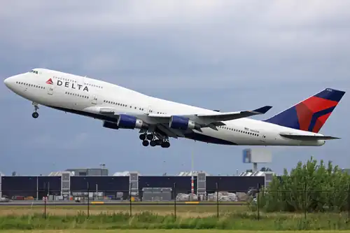 بوينغ 747-400
