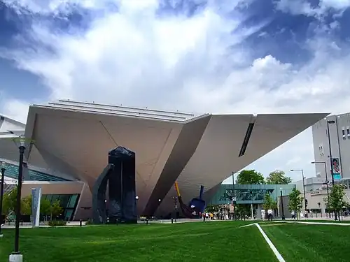 The متحف دنفر للفنون in Denver Colorado, by دانيال ليبسكند (2006)