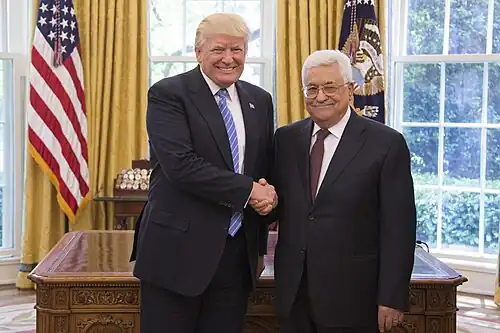 الرئيس الفلسطيني محمود عباس، والرئيس الأمريكي دونالد ترامب في المكتب البيضاوي، البيت الأبيض، مايو 2017