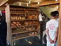 خبز في الفرن