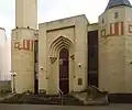 المدخل الأمامي للمسجد
