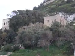 مغارة إيليا في جبل الكرمل، فلسطين