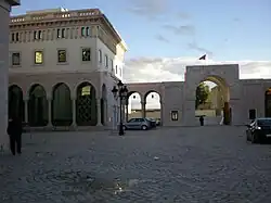 مدخل مقر البلدية
