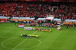 مشهد للملعب خلال كأس العالم لكرة القدم 2010 في لقاء الدور الأول الذي جمع الكاميرون وهولندا.