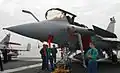 Le Rafale n°9 sur le pont d'envol du porte-avions Charles de Gaulle