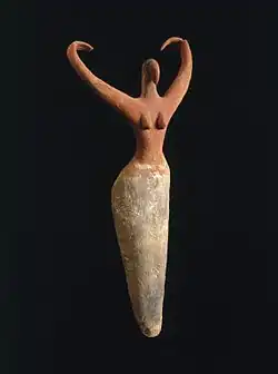 شخصية امرأة.الطين المطلي.ارتفاع 29,2 سم.متحف بروكلين