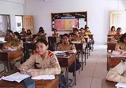 طالبات بنجلاديشيات في كلية فيني كاديت للبنات