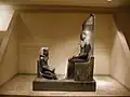 حورمحب يتعبد لأتوم، متحف الأقصر