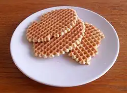 وافل فطائر غاليت كامبينويز (Galettes campinoises)، والشبيهة بـ البان كيك.