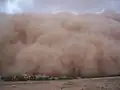 عاصفة رملية خلال فصل الصيف بحفر الباطن.