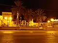 ساحة الاستقلال مقابل البلدية.