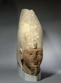 رأس أحد ملوك الأسرة الثامنة عشرة الأوائل، حوالي 1539–1493 ق.م، متحف بروكلين