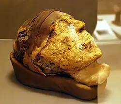 راس المومياء
