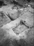 البئر والسلم بعد إزالة الحطام , 1925
