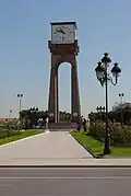 برج الساعة القديم بين 1988 و2001.