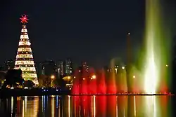 جانب من احتفالات الميلاد وزينته في جزيرة إيبيزا.