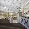 داخل المبنى الرئيسي