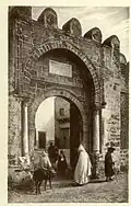 أحد أبواب السور (باب الجديد) حوالي عام 1900.