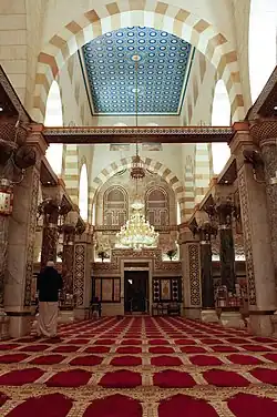 المصلى القبلي من الداخل
