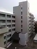 مبنى السكن للطلاب الدوليين (البيت الدولي) في جامعة سايتاما.