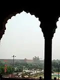 الحصن الأحمر كما يظهر من المسجد