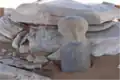 تمثال بازلتي يُؤرخ الى حوالي 4000 ق.م عُثر عليه في جنوب الأردن، ويلاحظ العقال على الرأس.