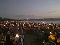 عشاء على ضوء الشموع