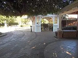 مدخل (بيت الإنتظار)