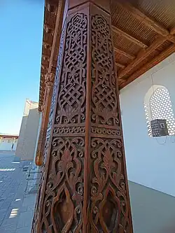 أعمدة مسجد كوك غمباز