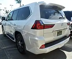 ما بعد عملية شد الوجه LX 570