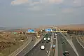/ عند التقاطع 22، أعلى نقطة على شبكة الطرق السريعة الإنجليزية، غرب يوركشير، المملكة المتحدة