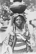 امرأة مورونية من عام 1908