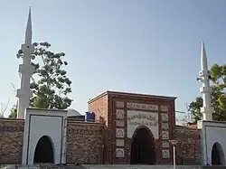 مسجدوں کا مرکزی دروازہ