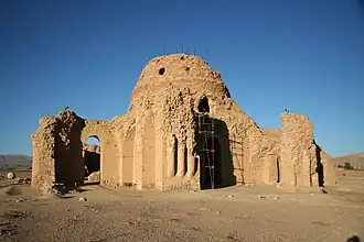 قصر سروستان