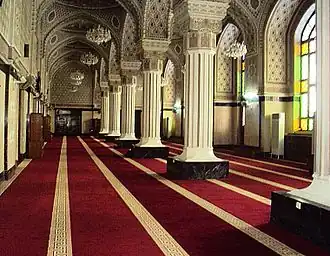 مصلى جامع أبي حنيفة النعمان في بغداد 2014