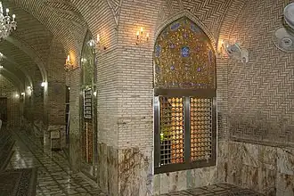 صورة لأحد المقامات الشريفة