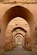أقواس مخزن الحبوب في هري السواني
