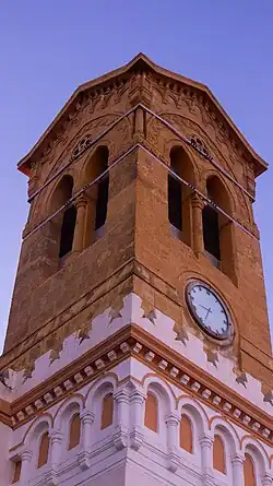 منارة مسجد السيدة خديجة في مدينة مزغران