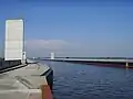 المياه على متن الجسر