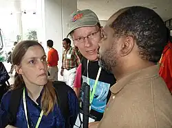 حوار بين محمد توفيق بلو والكفيفة الألمانية Sabriye Tenberken والسيد Paul Kronenberg - على هامش المؤتمر الثاني عشر للمجلس الدولي لتعليم المعاقين بصريًا (ICEVI) - ماليزيا - كوالالمبور 2006