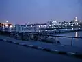 جزء من شاطئ خليج المنتزه ويبدو فندقي " السلاملك بالاس "و" هلنان فلسطين "
