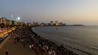 ممشى في مُمباي