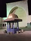 إيوان المسجد والمتوضأ