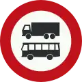 C7b: Closed to buses and lorries