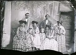 عائلة نسطورية آشورية من بلاد فارس