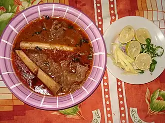 نيهاري مع سلطة نهاري