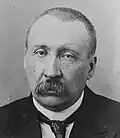 تولى نيكولاي بوكروفسكي منصبه من نيراتوف وأعاده إليه في فبراير 1917
