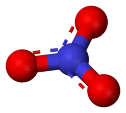 نموذج الكرة والعصا of the nitrate ion