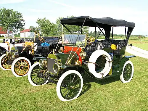 1909 طرابوط (مثل التجول ولكن بدون أبواب خلفية)
